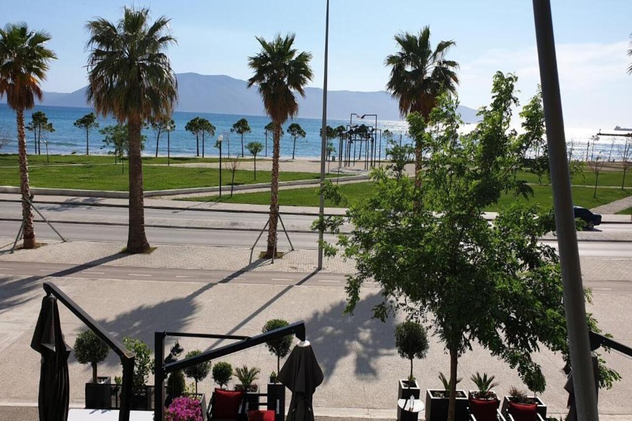 Vlorë Haris Hotel מראה חיצוני תמונה