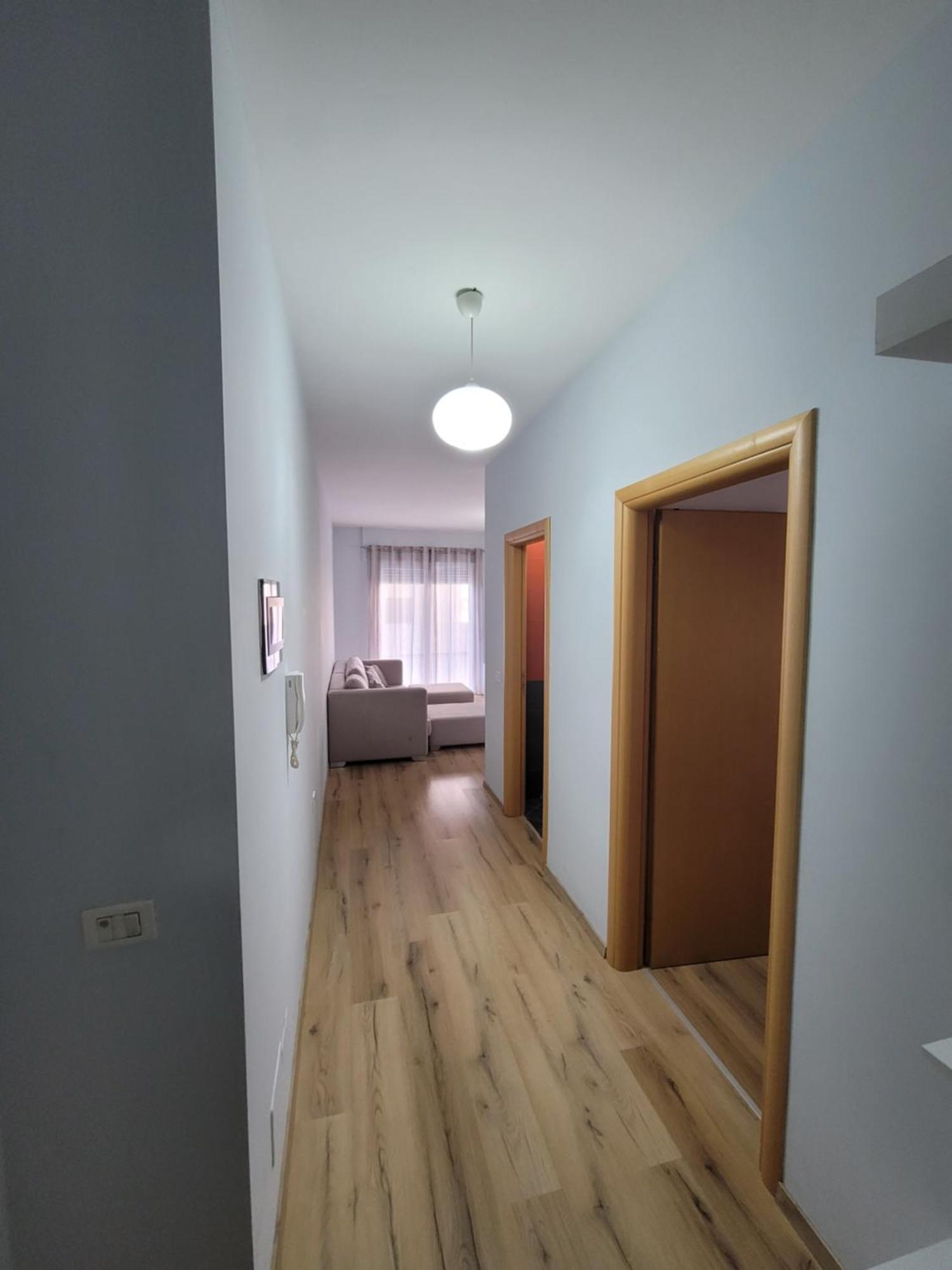 Vlorë Haris Hotel מראה חיצוני תמונה