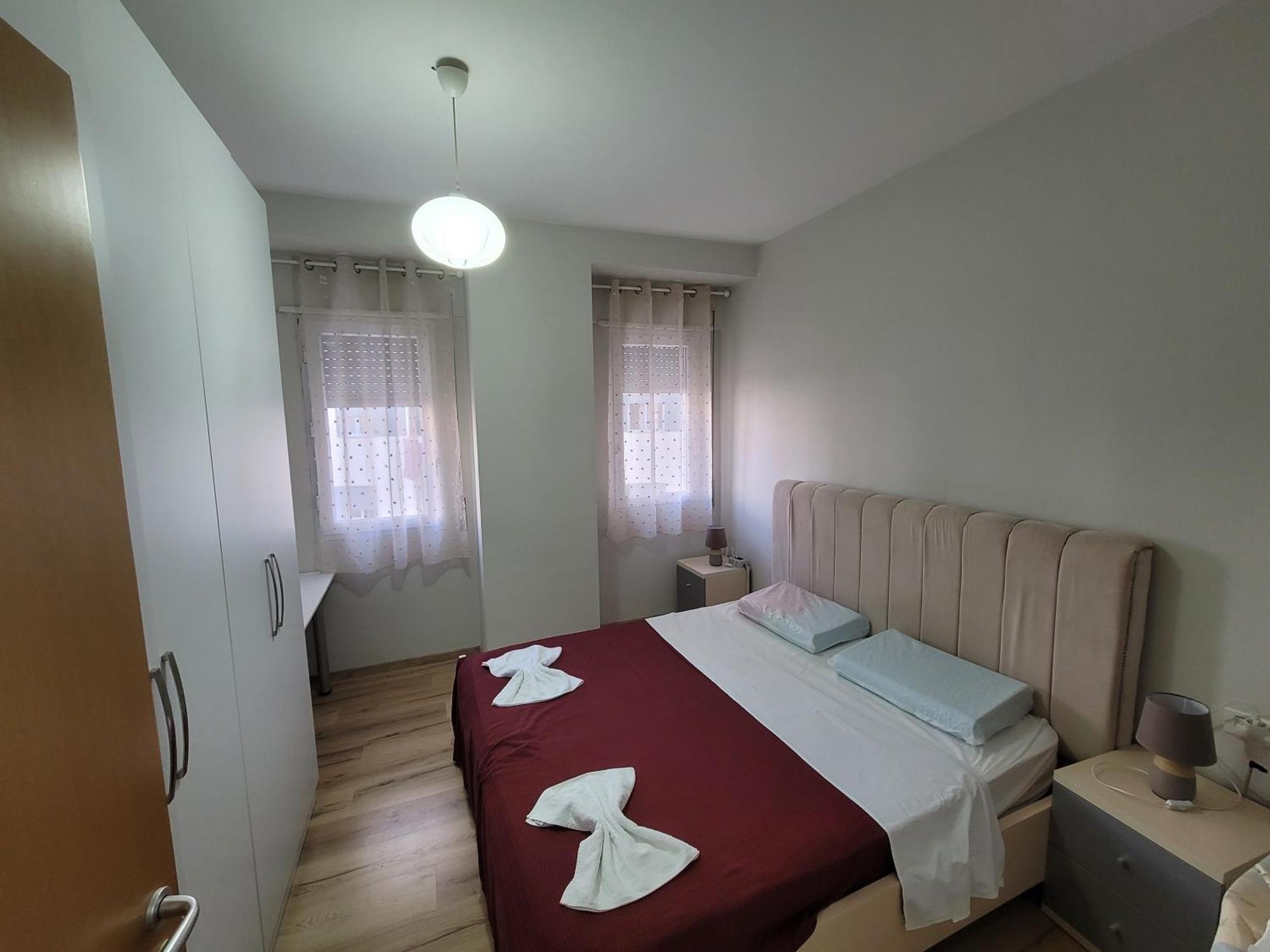 Vlorë Haris Hotel מראה חיצוני תמונה