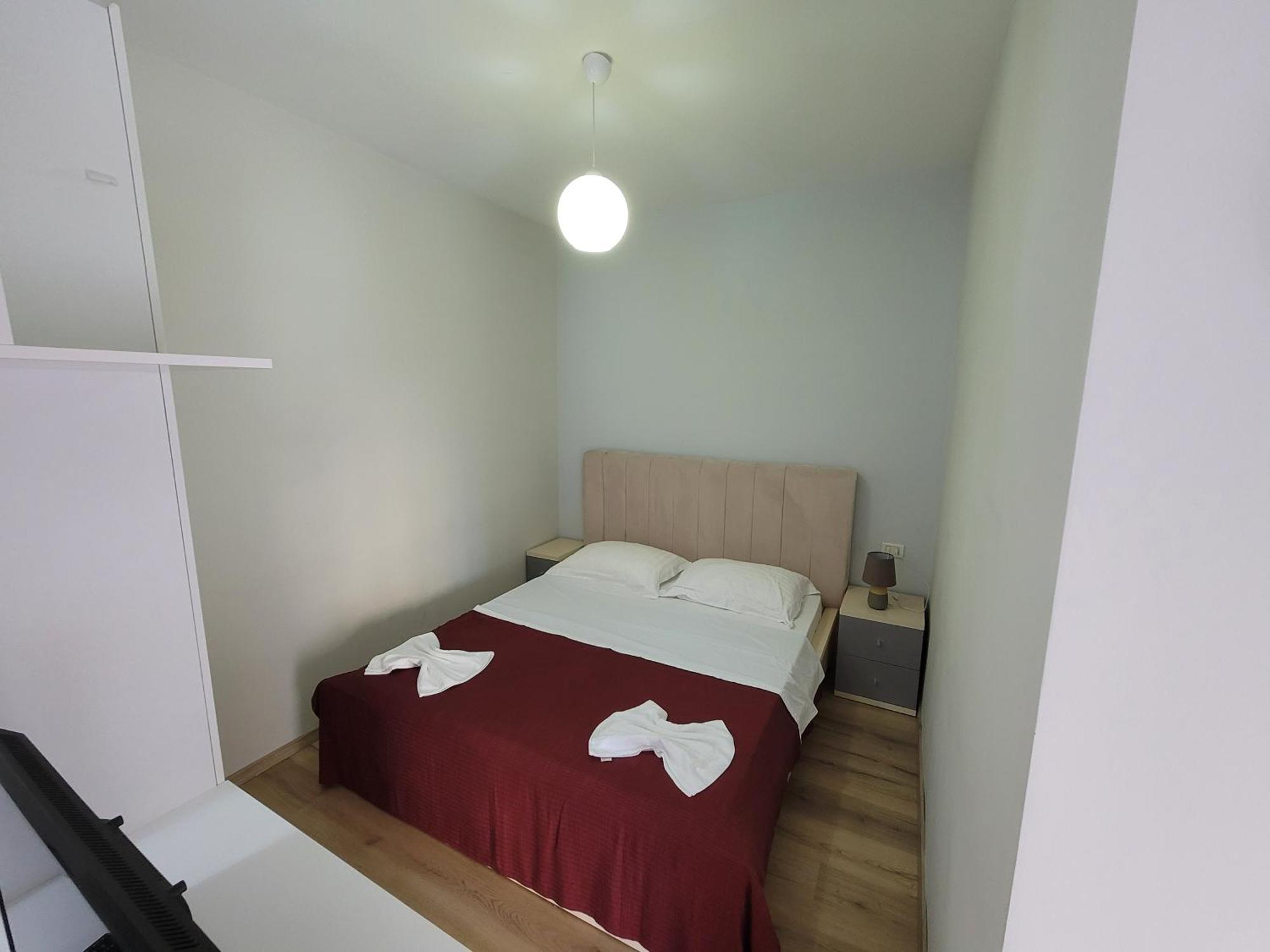 Vlorë Haris Hotel מראה חיצוני תמונה