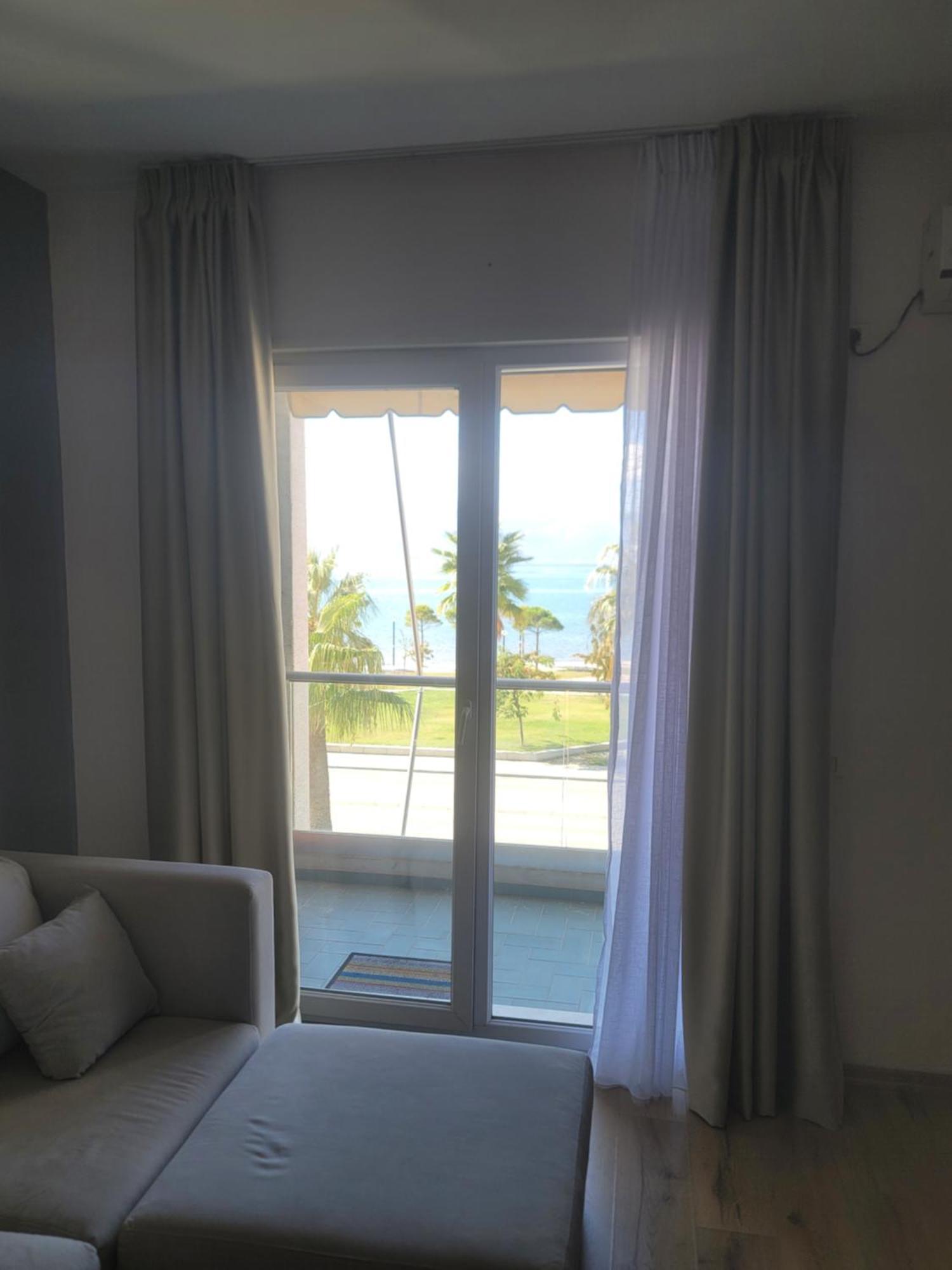 Vlorë Haris Hotel מראה חיצוני תמונה