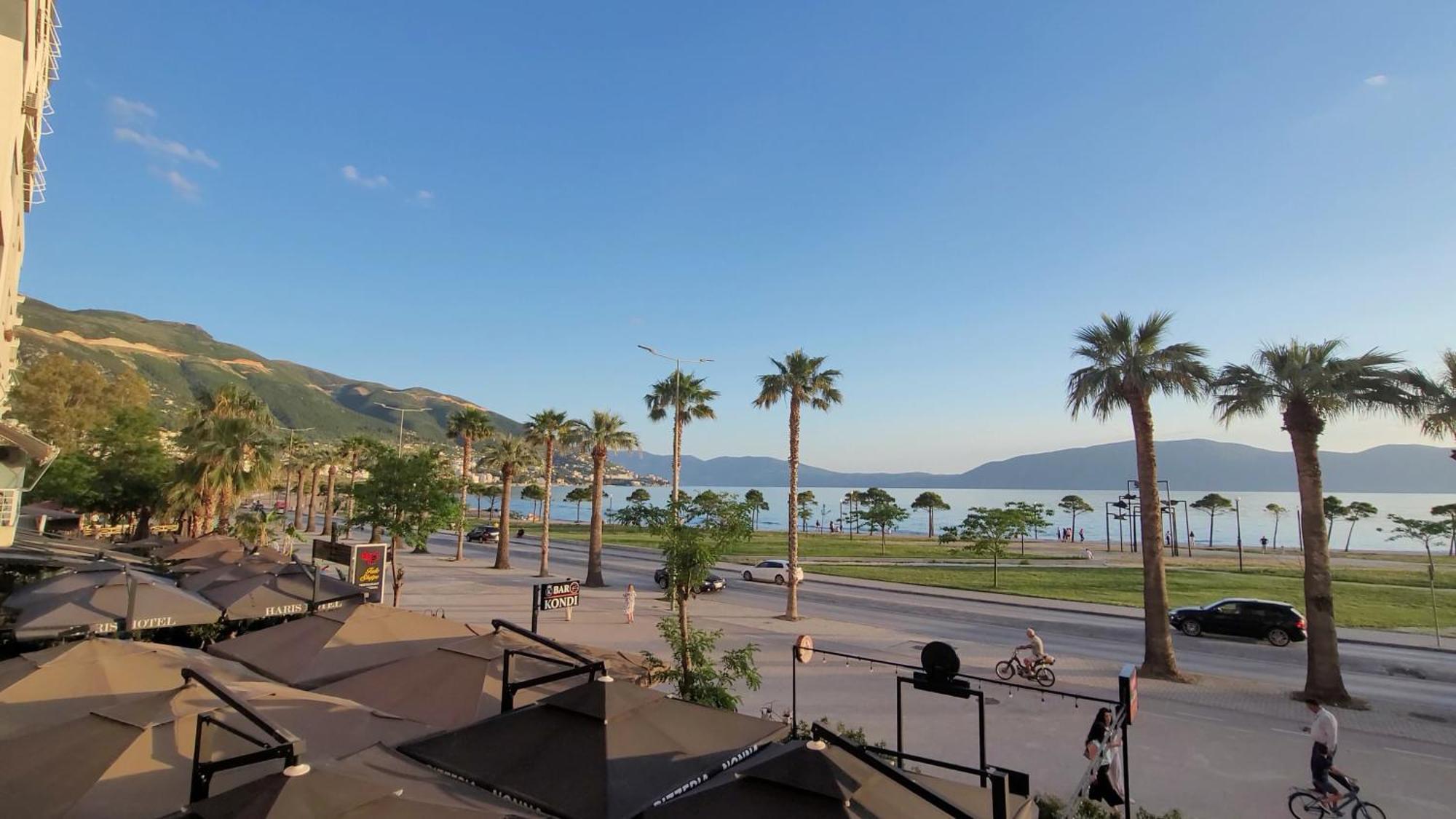 Vlorë Haris Hotel מראה חיצוני תמונה